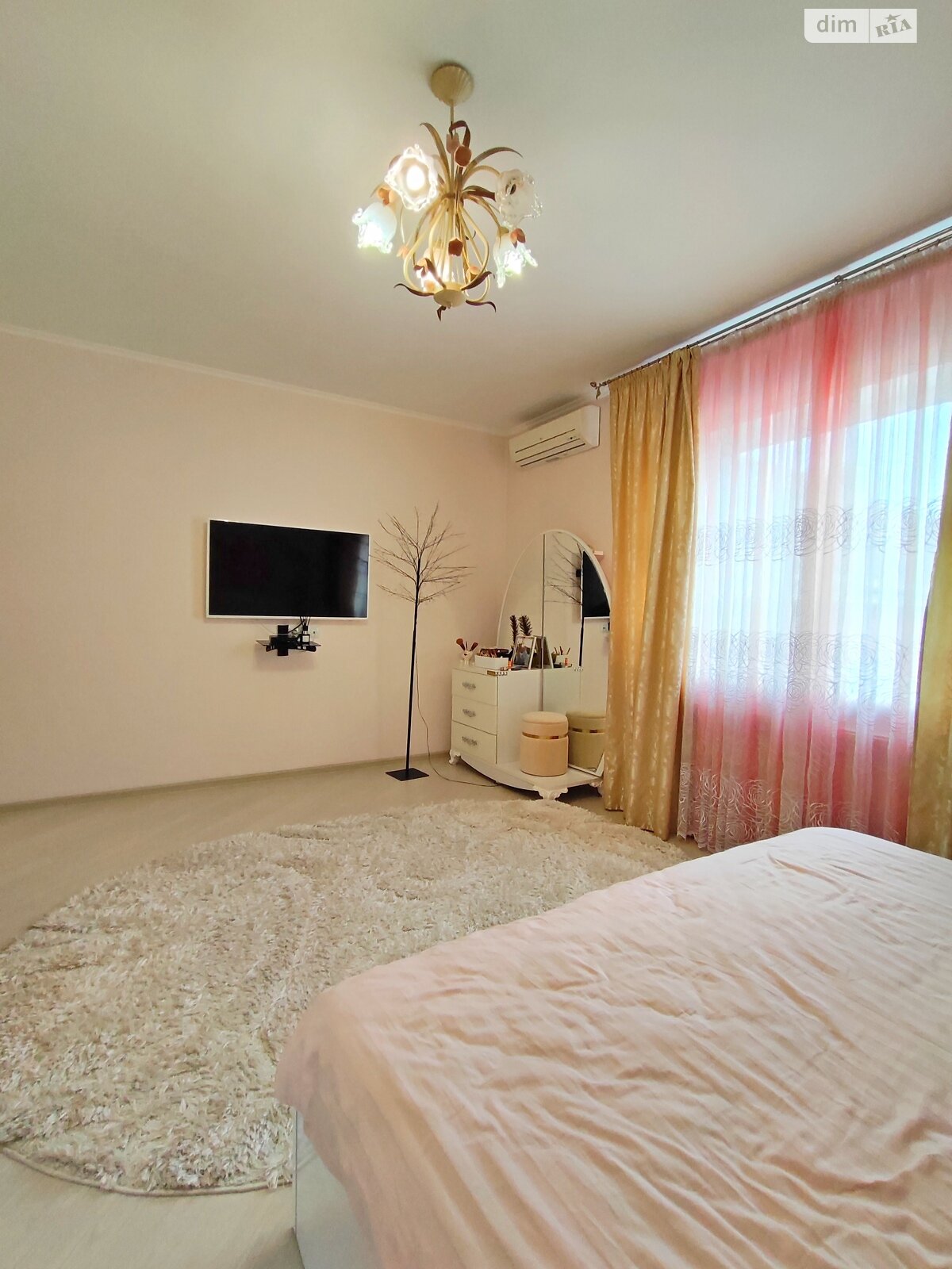 двухэтажный дом с гаражом, 154.8 кв. м, кирпич. Продажа в Чернигове район Бобровица фото 1 двухэтажный дом с гаражом, 154.8 кв. м, кирпич. Продажа в Чернигове район Бобровица фото 1