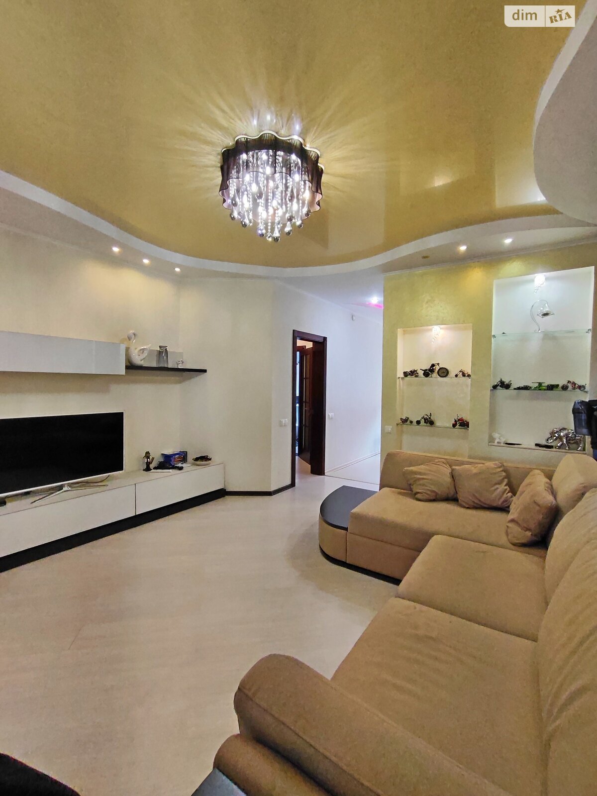 двухэтажный дом с гаражом, 154.8 кв. м, кирпич. Продажа в Чернигове район Бобровица фото 1 двухэтажный дом с гаражом, 154.8 кв. м, кирпич. Продажа в Чернигове район Бобровица фото 1