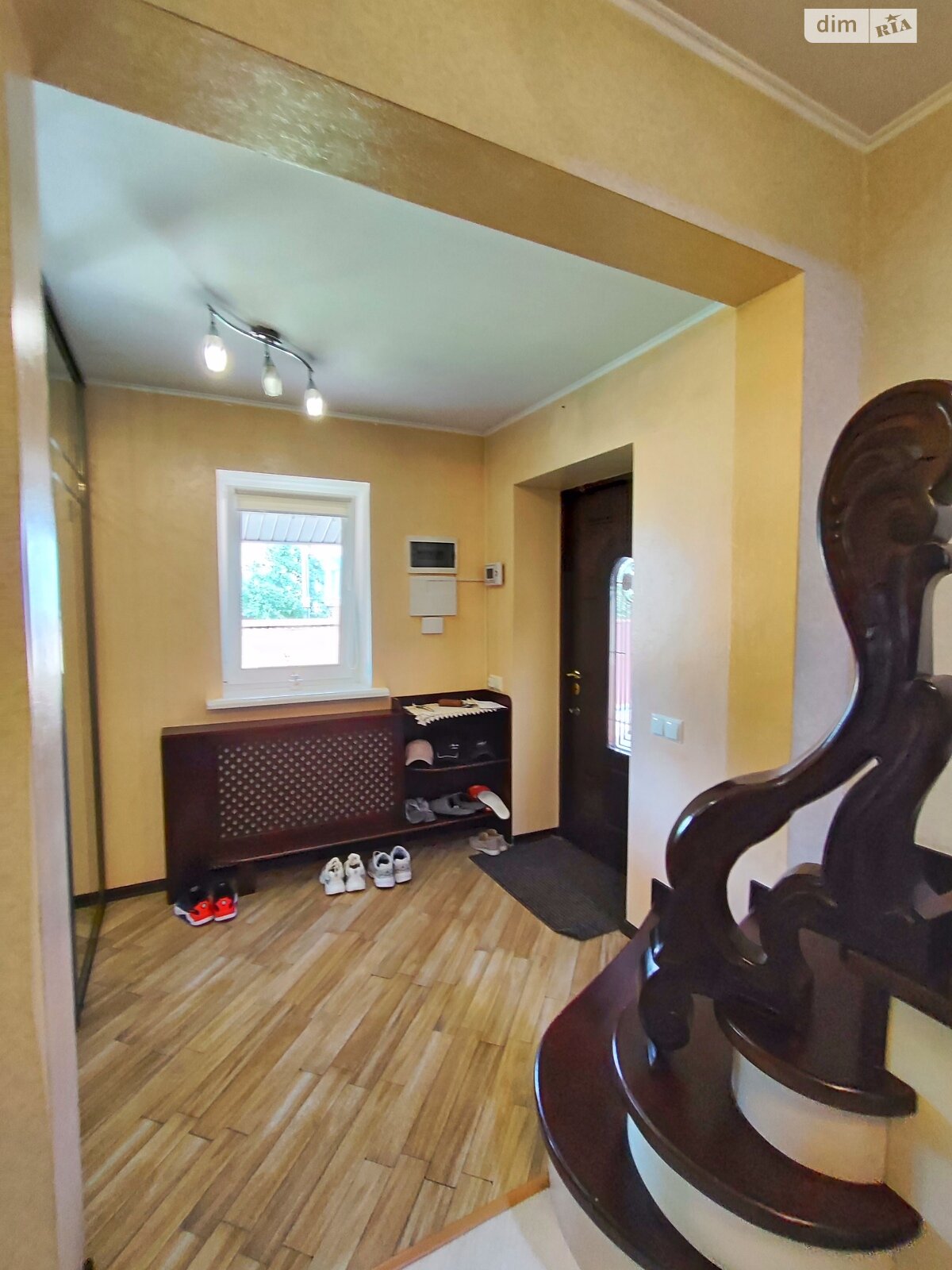 двухэтажный дом с гаражом, 154.8 кв. м, кирпич. Продажа в Чернигове район Бобровица фото 1 двухэтажный дом с гаражом, 154.8 кв. м, кирпич. Продажа в Чернигове район Бобровица фото 1