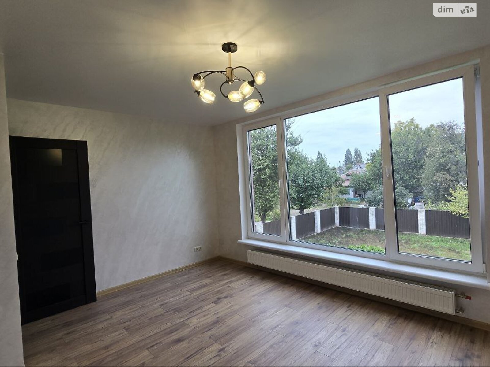 двухэтажный дом с ремонтом, 173.9 кв. м, кирпич. Продажа в Чернигове район Деснянский фото 1 двухэтажный дом с ремонтом, 173.9 кв. м, кирпич. Продажа в Чернигове район Деснянский фото 1