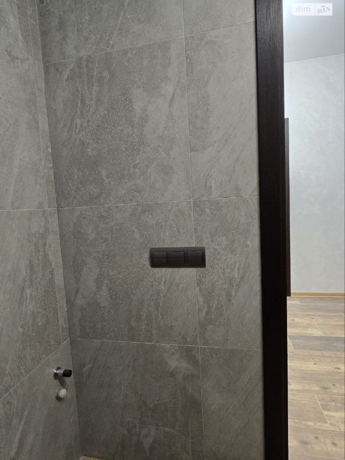 двухэтажный дом с ремонтом, 173.9 кв. м, кирпич. Продажа в Чернигове район Деснянский фото 1 двухэтажный дом с ремонтом, 173.9 кв. м, кирпич. Продажа в Чернигове район Деснянский фото 1