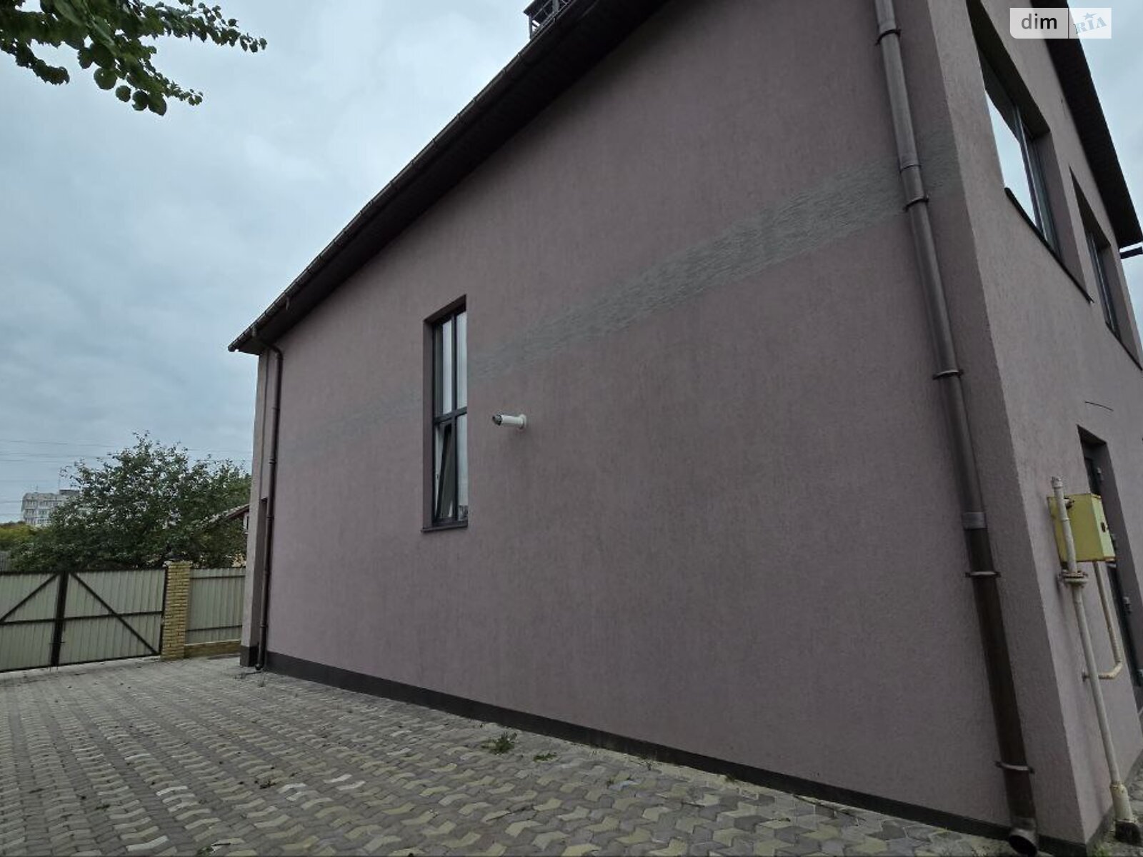 двухэтажный дом с ремонтом, 173.9 кв. м, кирпич. Продажа в Чернигове район Деснянский фото 1 двухэтажный дом с ремонтом, 173.9 кв. м, кирпич. Продажа в Чернигове район Деснянский фото 1