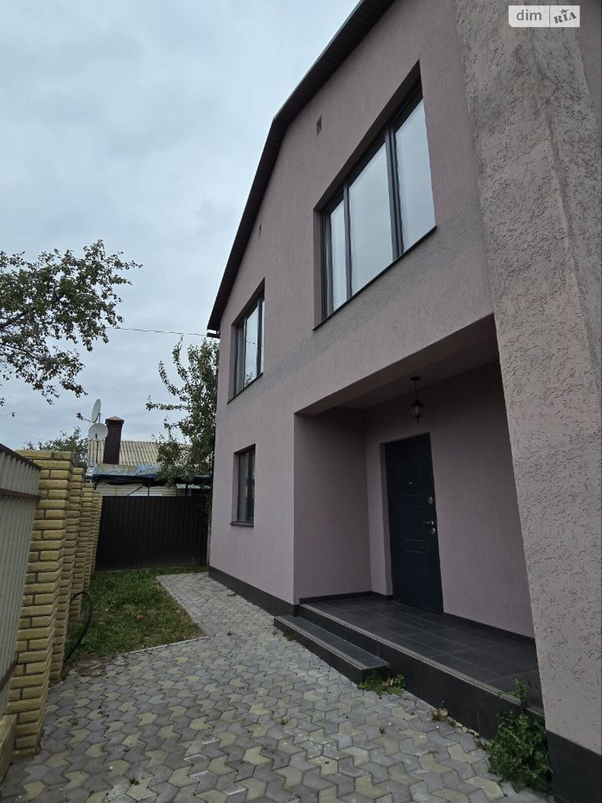 двухэтажный дом с ремонтом, 173.9 кв. м, кирпич. Продажа в Чернигове район Деснянский фото 1 двухэтажный дом с ремонтом, 173.9 кв. м, кирпич. Продажа в Чернигове район Деснянский фото 1