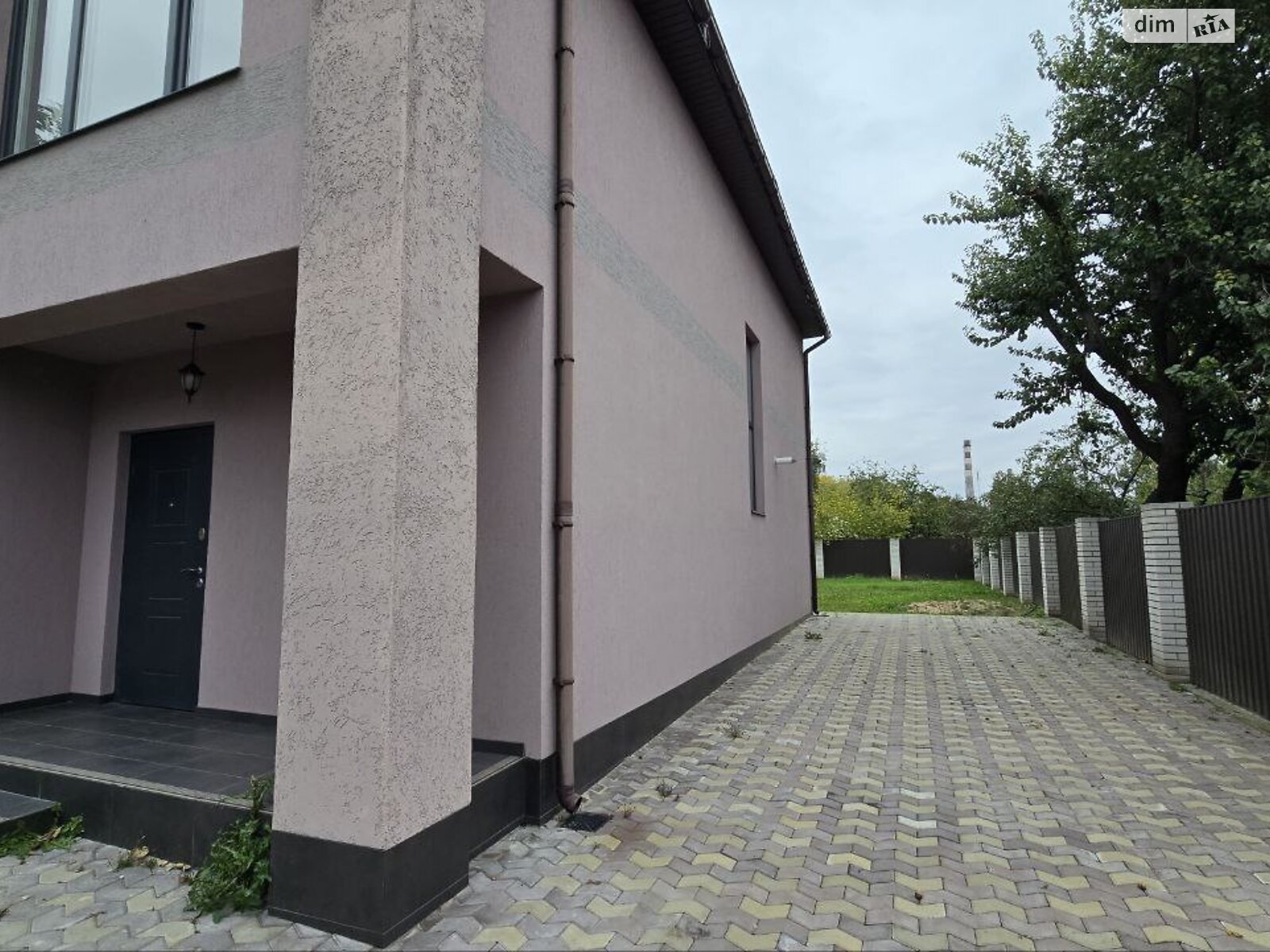 двухэтажный дом с ремонтом, 173.9 кв. м, кирпич. Продажа в Чернигове район Деснянский фото 1 двухэтажный дом с ремонтом, 173.9 кв. м, кирпич. Продажа в Чернигове район Деснянский фото 1