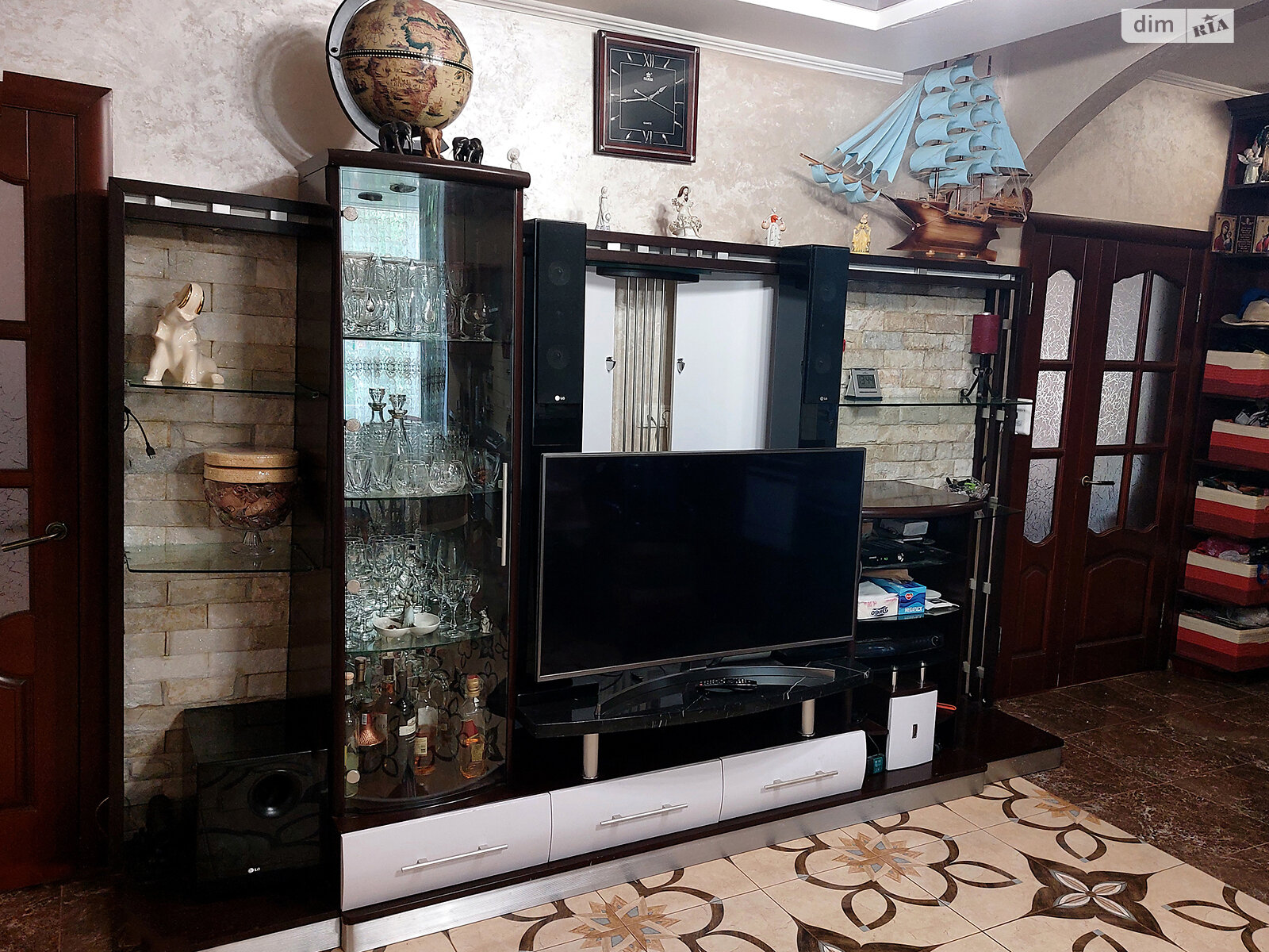 одноэтажный дом с мансардой, 97.6 кв. м, шлакобетон. Продажа в Чернигове район Деснянский фото 1 одноэтажный дом с мансардой, 97.6 кв. м, шлакобетон. Продажа в Чернигове район Деснянский фото 1