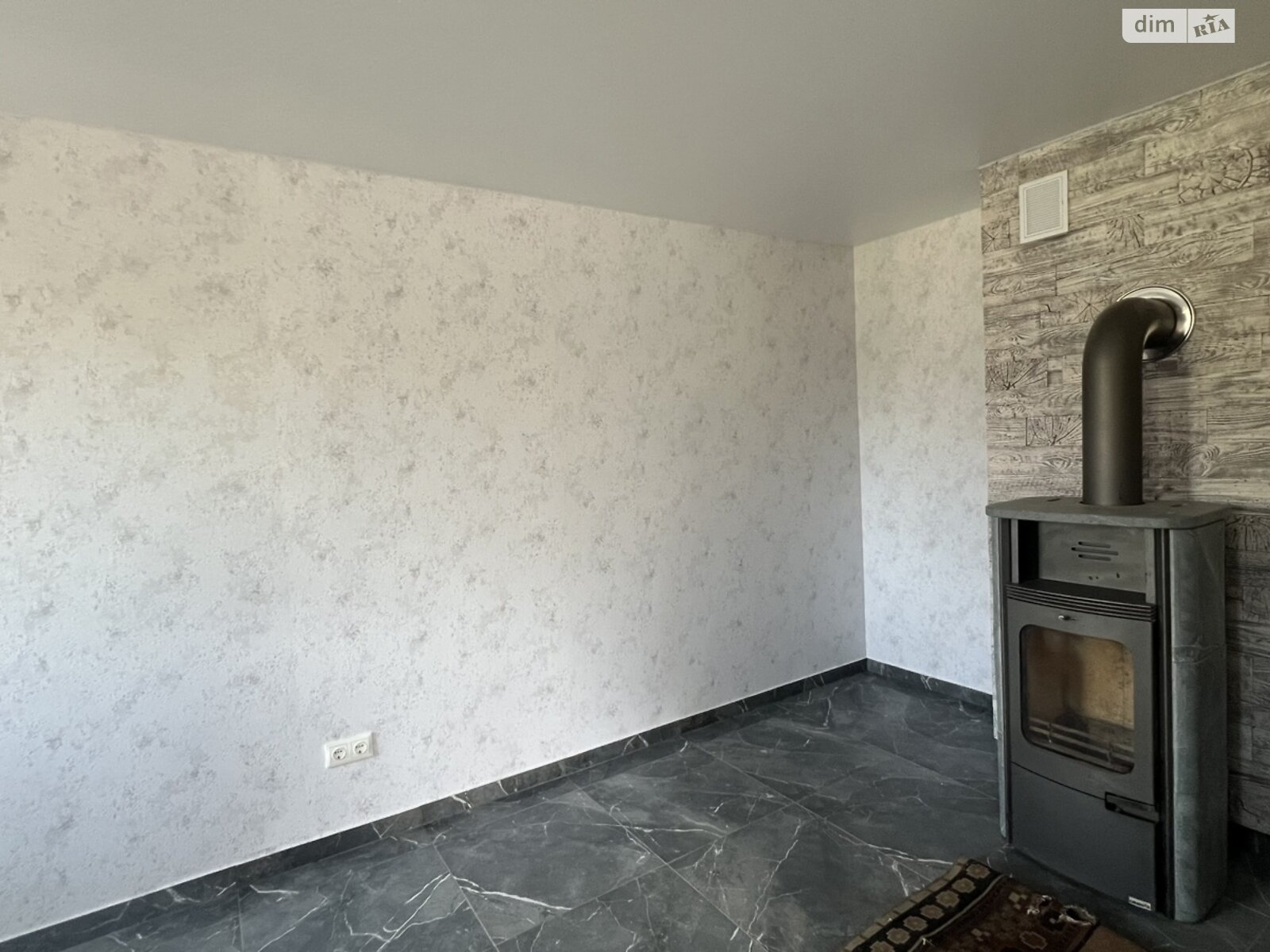 одноэтажный дом с отоплением, 127 кв. м, кирпич. Продажа в Чернигове район Деснянский фото 1 одноэтажный дом с отоплением, 127 кв. м, кирпич. Продажа в Чернигове район Деснянский фото 1