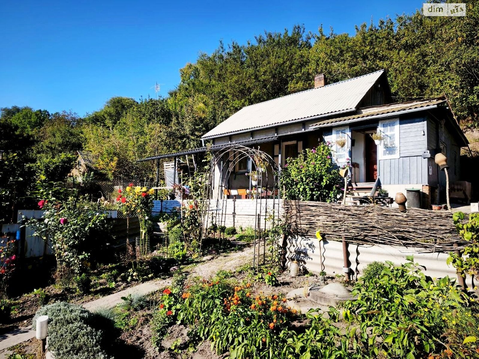 одноэтажный дом с ремонтом, 50.7 кв. м, кирпич. Продажа в Чернигове район Лесковица фото 1 одноэтажный дом с ремонтом, 50.7 кв. м, кирпич. Продажа в Чернигове район Лесковица фото 1