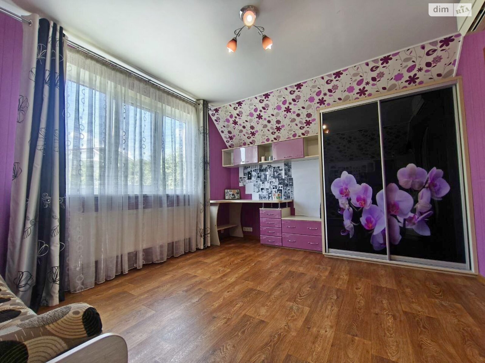 двоповерховий будинок з гаражем, 105 кв. м, цегла. Продаж в Чернігові, район Лісковиця фото 1 двоповерховий будинок з гаражем, 105 кв. м, цегла. Продаж в Чернігові, район Лісковиця фото 1