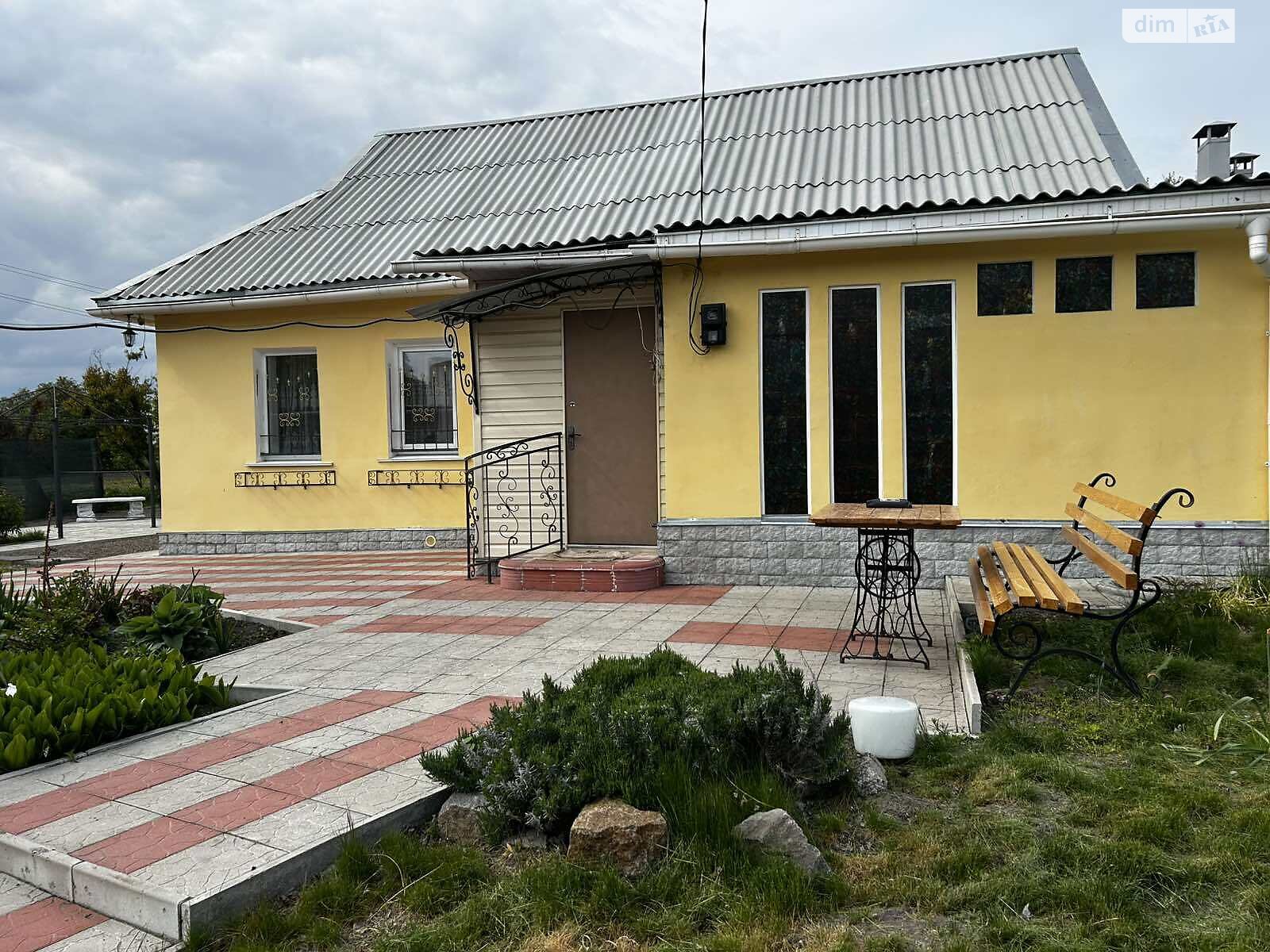 одноповерховий будинок з гаражем, 93 кв. м, цегла. Продаж в Чернігові, район Масани фото 1 одноповерховий будинок з гаражем, 93 кв. м, цегла. Продаж в Чернігові, район Масани фото 1