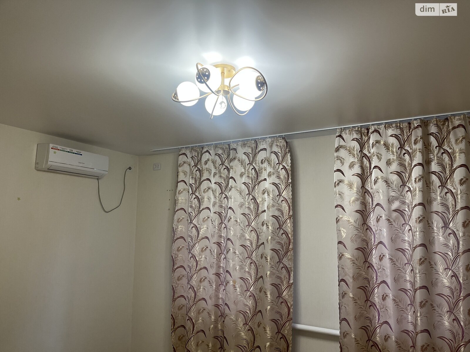 одноэтажный дом с отоплением, 55 кв. м, брус. Продажа в Чернигове район Новозаводской фото 1 одноэтажный дом с отоплением, 55 кв. м, брус. Продажа в Чернигове район Новозаводской фото 1