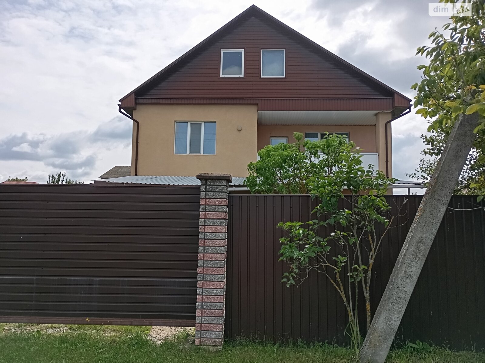 двухэтажный дом, 200 кв. м, кирпич. Продажа в Чернигове район Подусовка фото 1 двухэтажный дом, 200 кв. м, кирпич. Продажа в Чернигове район Подусовка фото 1