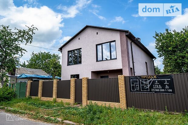 двухэтажный дом с отоплением, 174 кв. м, кирпич. Продажа в Чернигове район Рокоссовского фото 1 двухэтажный дом с отоплением, 174 кв. м, кирпич. Продажа в Чернигове район Рокоссовского фото 1