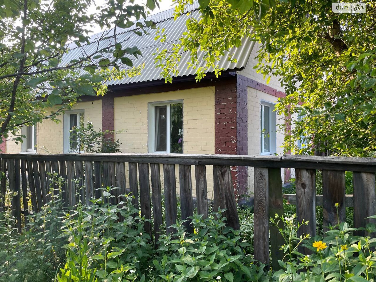 двоповерховий будинок з гаражем, 115 кв. м, дерево та цегла. Продаж в Чернігові, район Стара Подусівка фото 1
