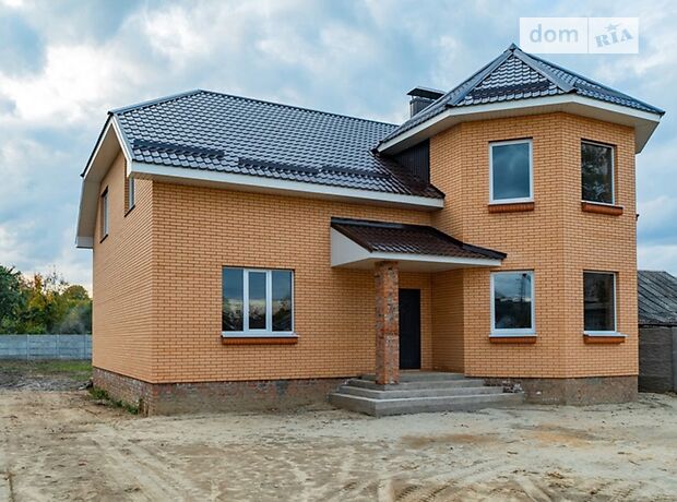 двухэтажный дом, 275 кв. м, кирпич. Продажа в Чернигове район Центр фото 1 двухэтажный дом, 275 кв. м, кирпич. Продажа в Чернигове район Центр фото 1