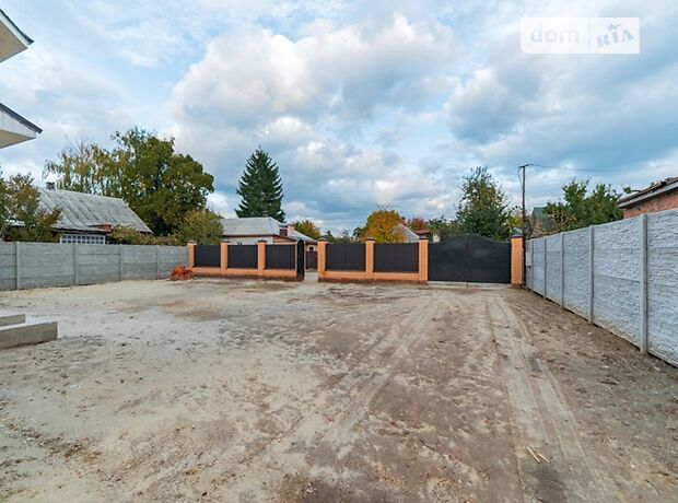 двухэтажный дом, 275 кв. м, кирпич. Продажа в Чернигове район Центр фото 1 двухэтажный дом, 275 кв. м, кирпич. Продажа в Чернигове район Центр фото 1