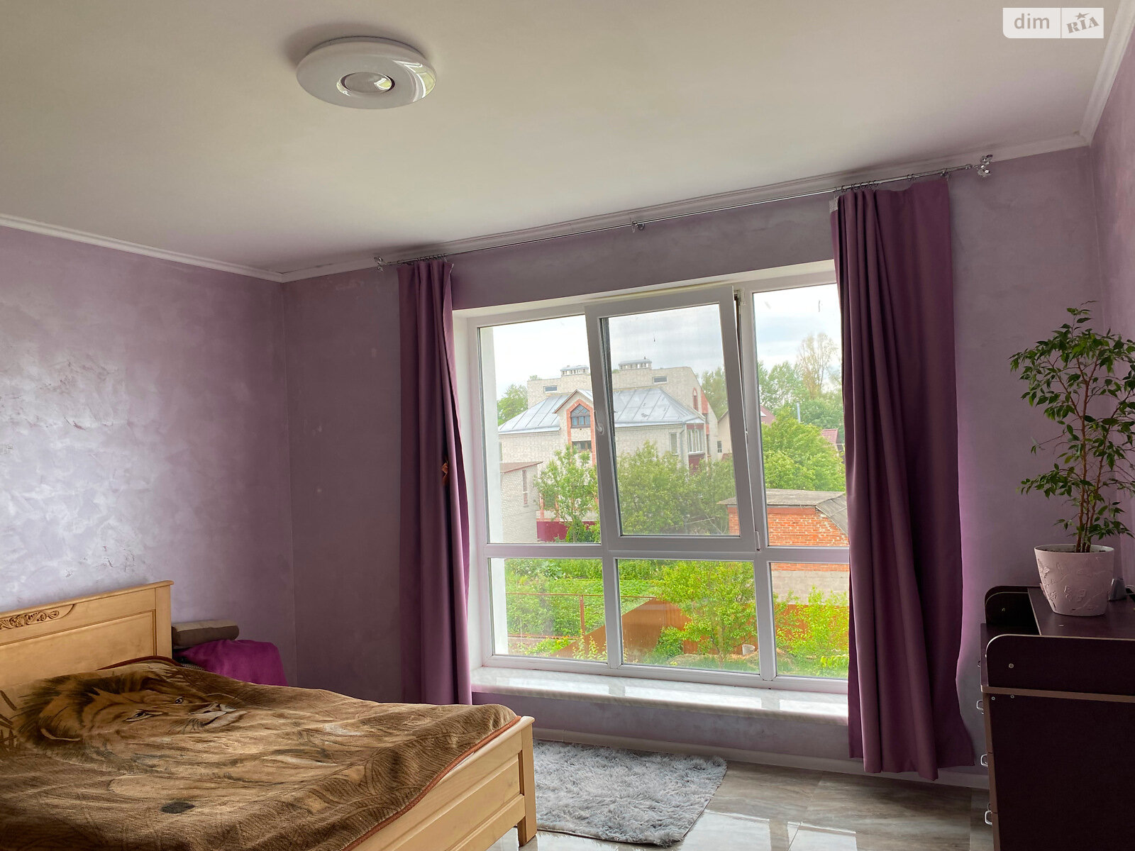 двухэтажный дом с ремонтом, 239 кв. м, кирпич. Продажа в Чернигове фото 1 двухэтажный дом с ремонтом, 239 кв. м, кирпич. Продажа в Чернигове фото 1