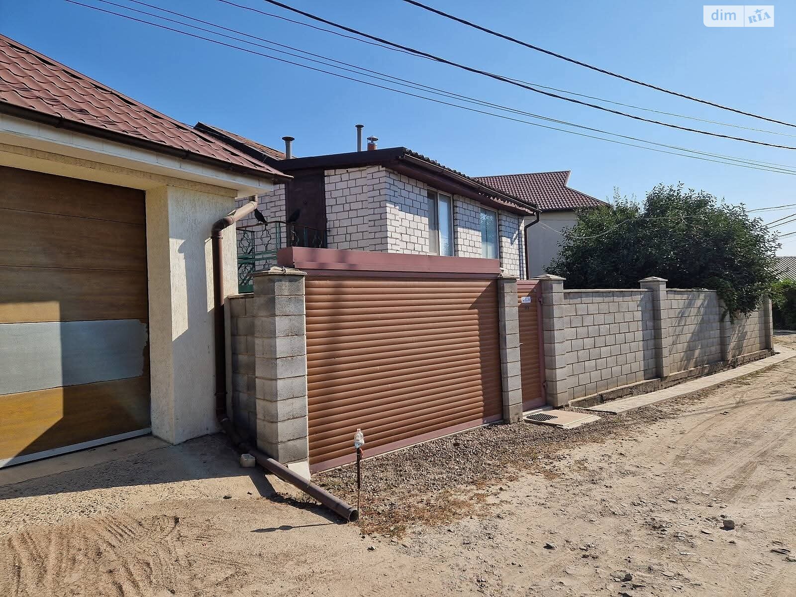 двухэтажный дом с гаражом, 213.3 кв. м, ракушечник (ракушняк). Продажа в Черноморске фото 1