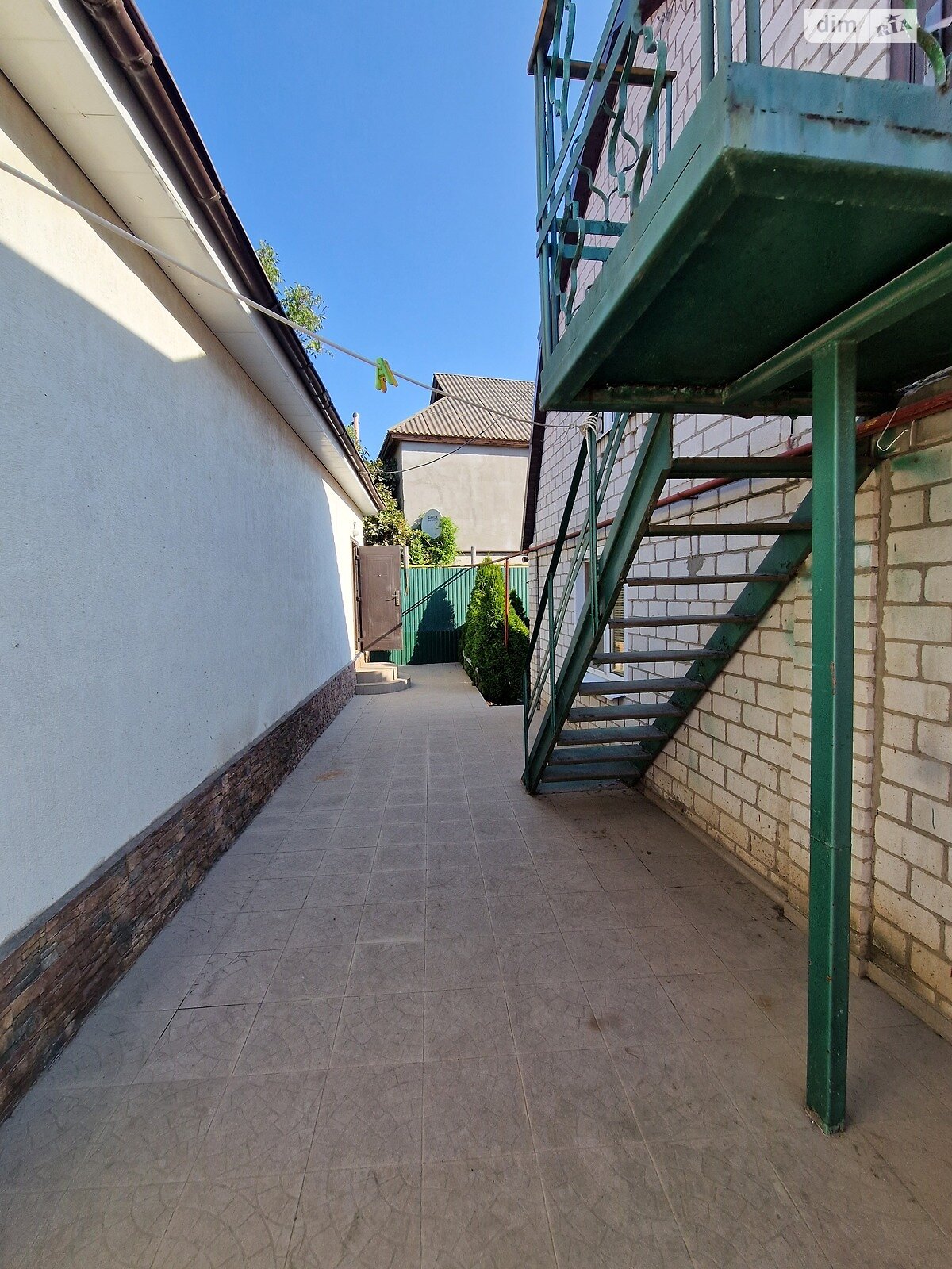 двухэтажный дом с гаражом, 213.3 кв. м, ракушечник (ракушняк). Продажа в Черноморске фото 1