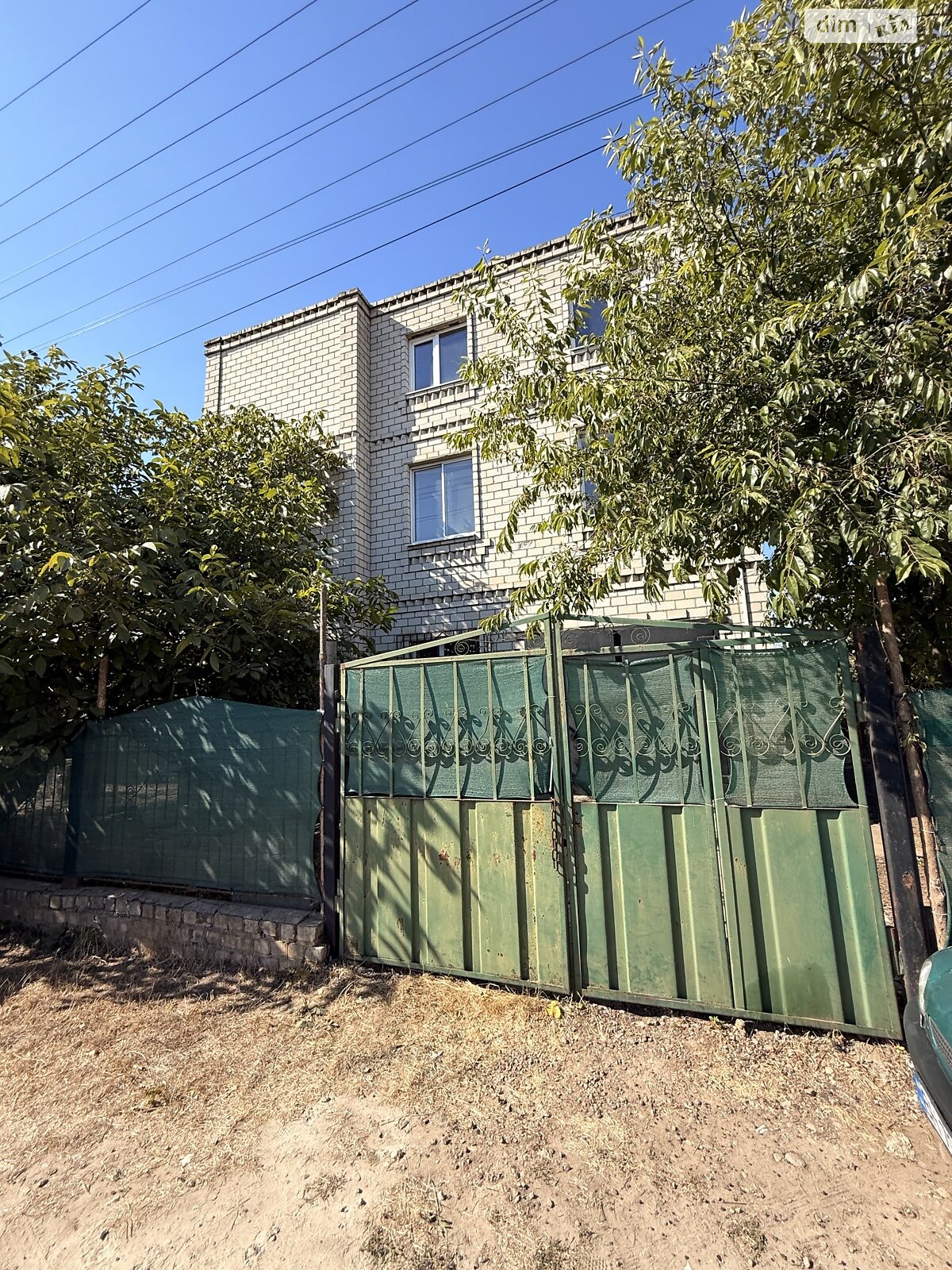 двухэтажный дом с гаражом, 130 кв. м, кирпич. Продажа в Великодолинском фото 1