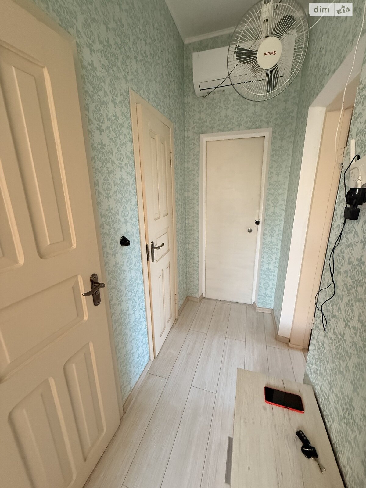 двухэтажный дом с гаражом, 130 кв. м, кирпич. Продажа в Великодолинском фото 1