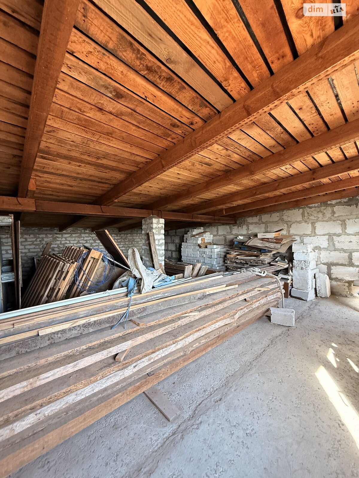 двухэтажный дом с гаражом, 130 кв. м, кирпич. Продажа в Великодолинском фото 1