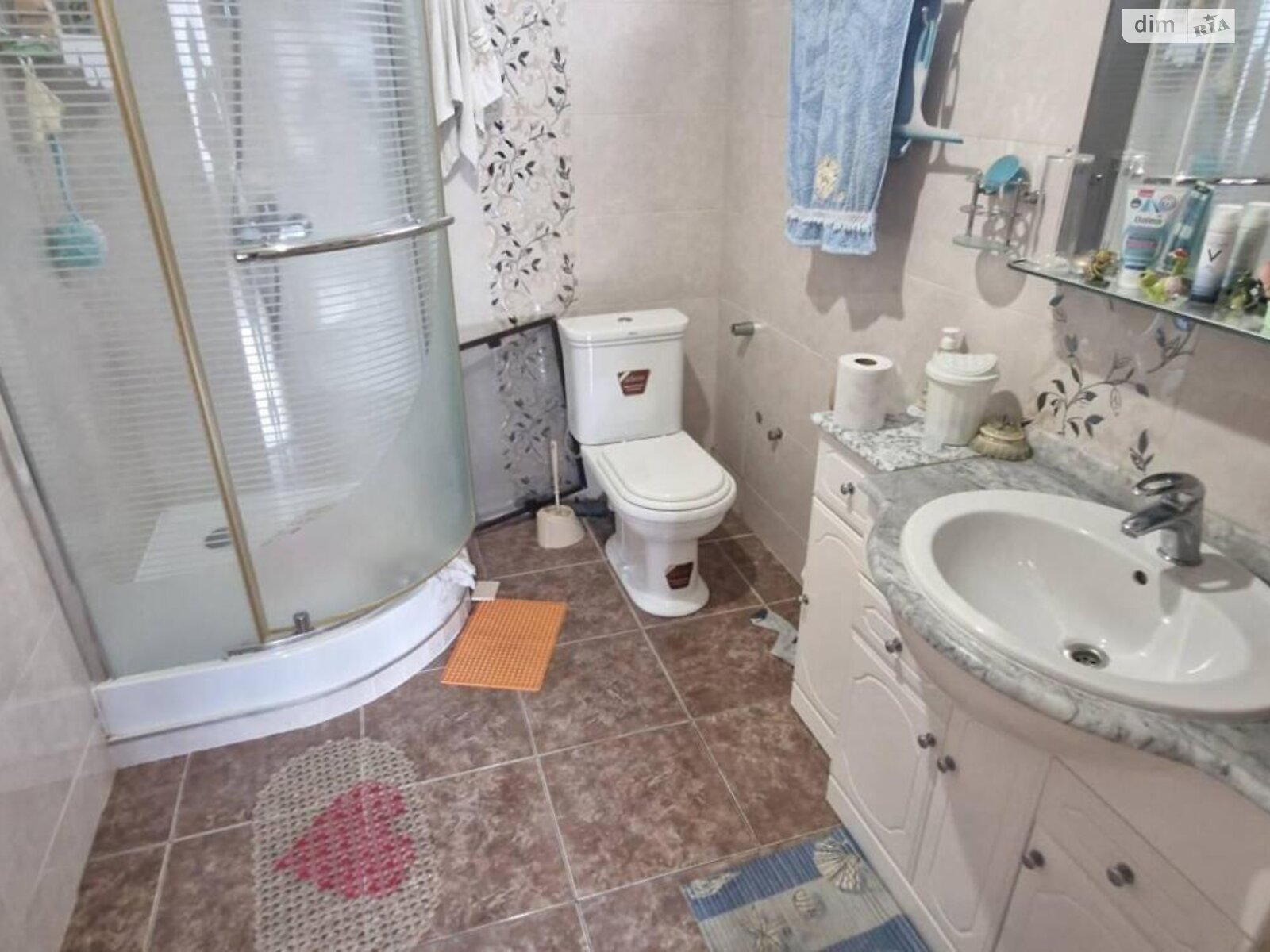 двухэтажный дом, 339 кв. м, кирпич. Продажа в Черноморске район Ильичевск фото 1 двухэтажный дом, 339 кв. м, кирпич. Продажа в Черноморске район Ильичевск фото 1