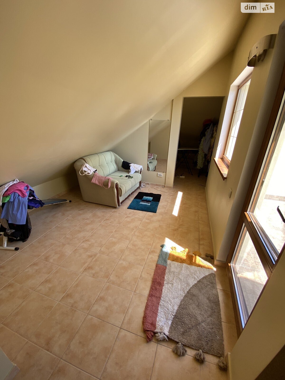 трехэтажный дом с балконом, 220 кв. м, кирпич. Продажа в Черноморске район Ильичевск фото 1 трехэтажный дом с балконом, 220 кв. м, кирпич. Продажа в Черноморске район Ильичевск фото 1