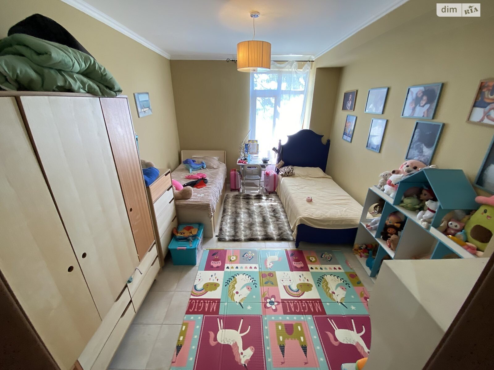 трехэтажный дом с балконом, 220 кв. м, кирпич. Продажа в Черноморске район Ильичевск фото 1 трехэтажный дом с балконом, 220 кв. м, кирпич. Продажа в Черноморске район Ильичевск фото 1