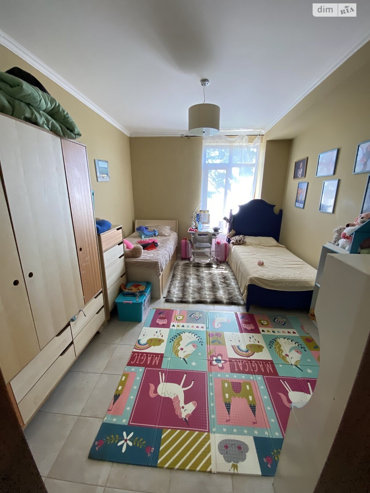 трехэтажный дом с балконом, 220 кв. м, кирпич. Продажа в Черноморске район Ильичевск фото 1 трехэтажный дом с балконом, 220 кв. м, кирпич. Продажа в Черноморске район Ильичевск фото 1