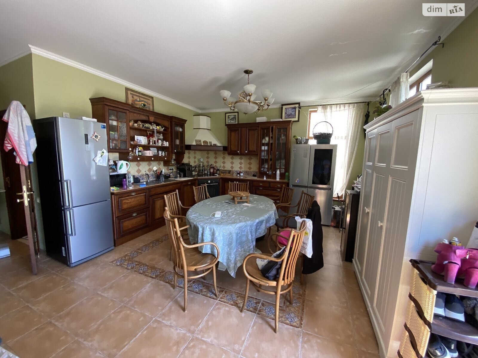 трехэтажный дом с балконом, 220 кв. м, кирпич. Продажа в Черноморске район Ильичевск фото 1 трехэтажный дом с балконом, 220 кв. м, кирпич. Продажа в Черноморске район Ильичевск фото 1