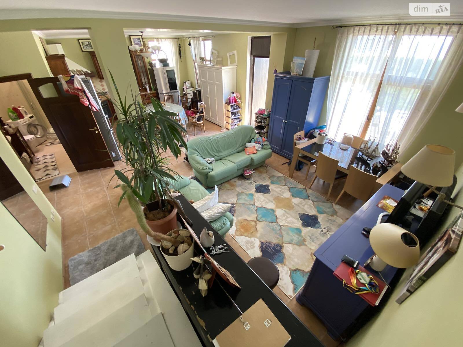 трехэтажный дом с балконом, 220 кв. м, кирпич. Продажа в Черноморске район Ильичевск фото 1 трехэтажный дом с балконом, 220 кв. м, кирпич. Продажа в Черноморске район Ильичевск фото 1