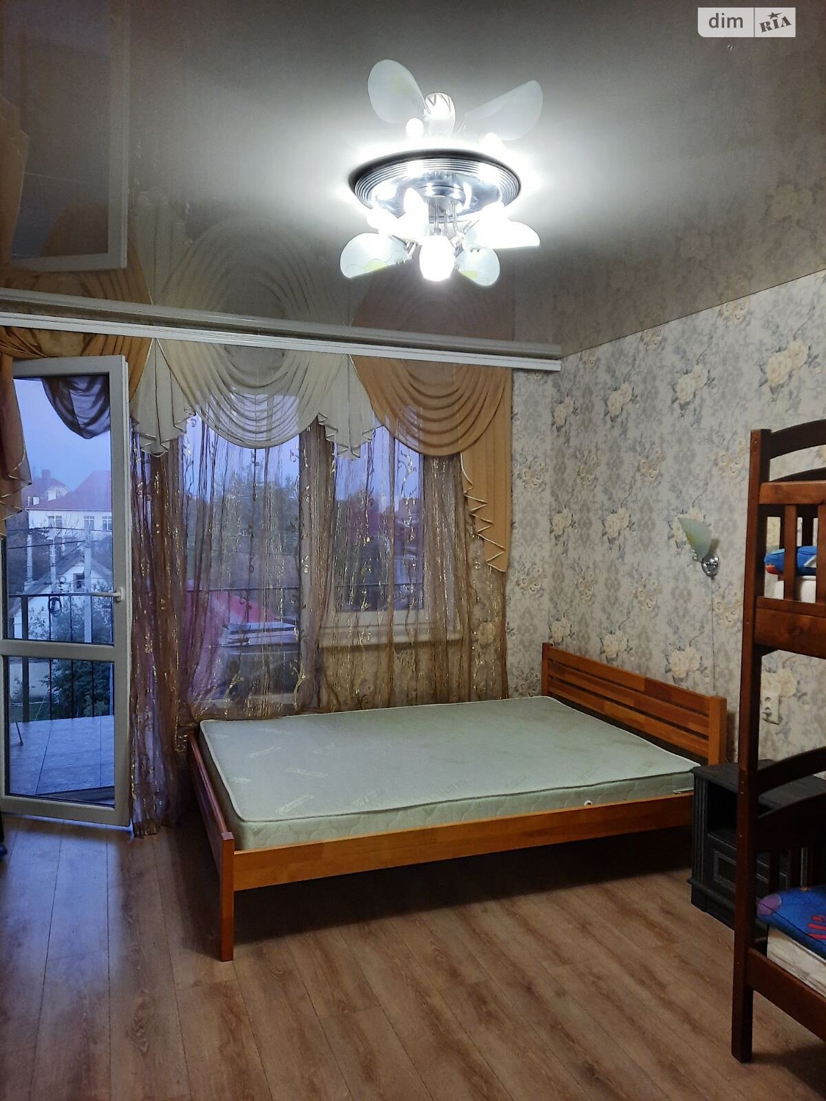 триповерховий будинок, 133 кв. м, цегла. Продаж в Чорноморську, район Іллічівськ фото 1 триповерховий будинок, 133 кв. м, цегла. Продаж в Чорноморську, район Іллічівськ фото 1