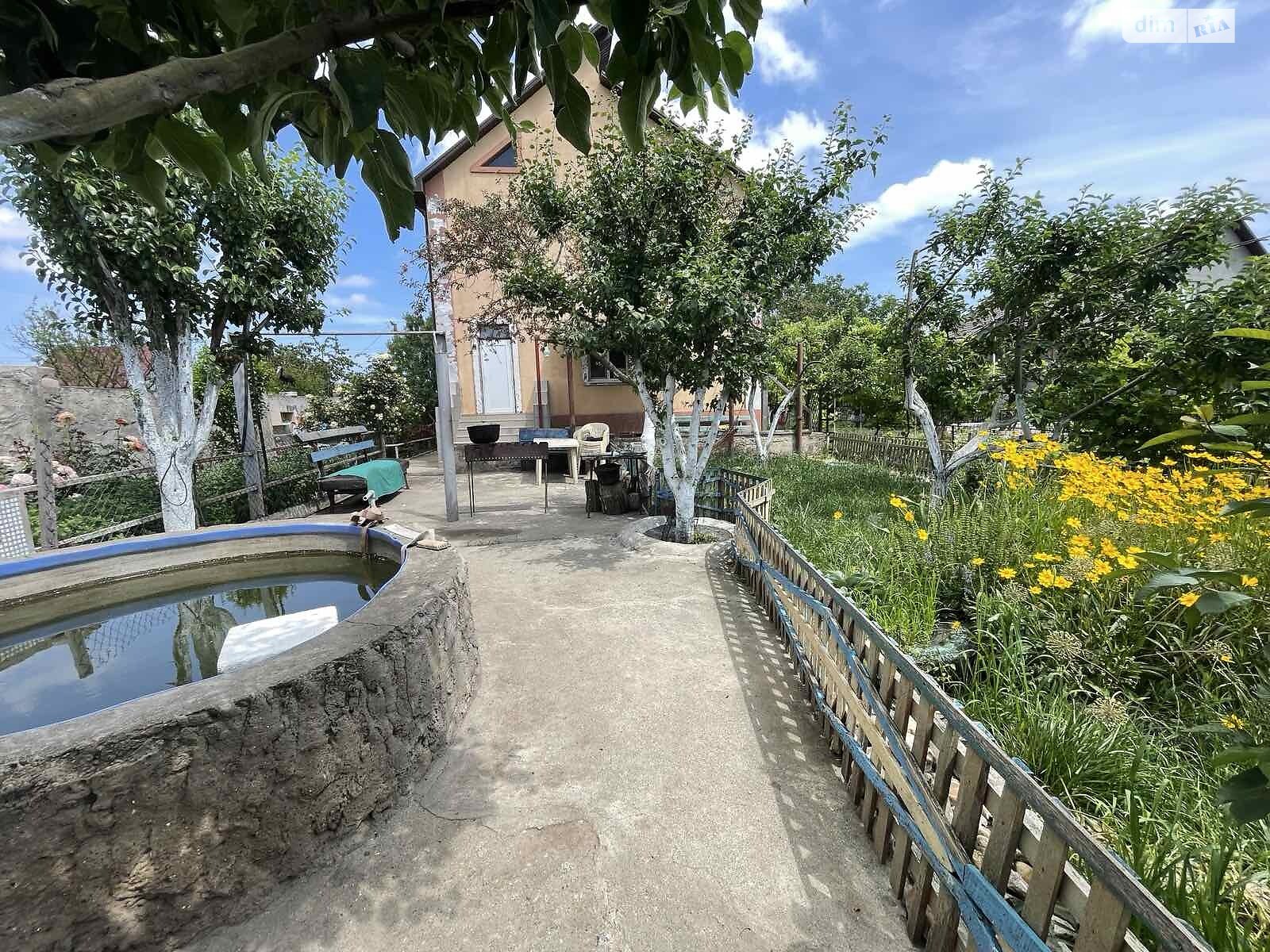 двухэтажный дом с балконом, 130 кв. м, кирпич. Продажа в Черноморске фото 1 двухэтажный дом с балконом, 130 кв. м, кирпич. Продажа в Черноморске фото 1