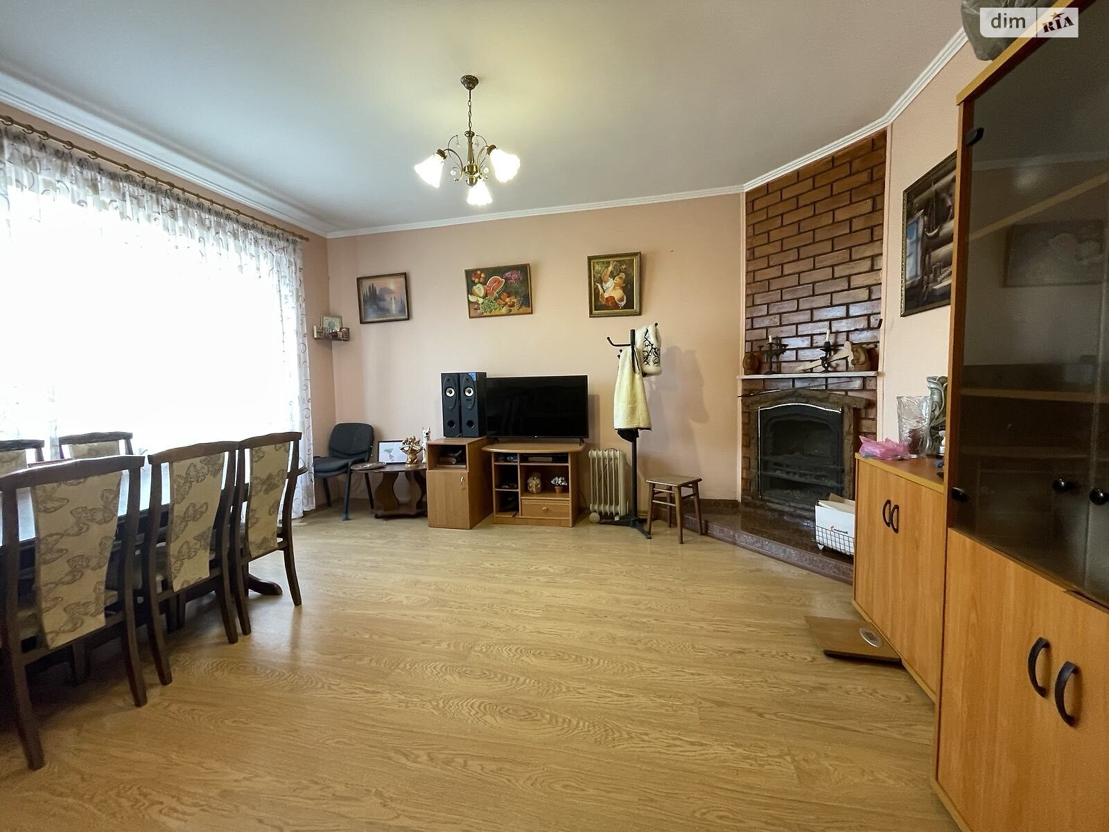 двухэтажный дом с балконом, 130 кв. м, кирпич. Продажа в Черноморске фото 1