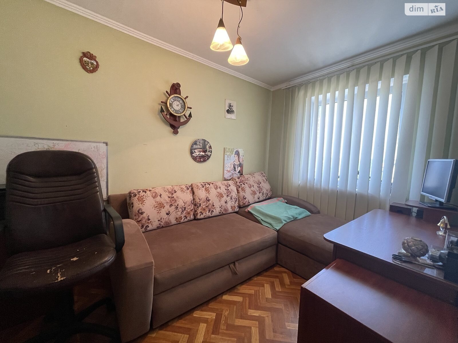двухэтажный дом с балконом, 130 кв. м, кирпич. Продажа в Черноморске фото 1 двухэтажный дом с балконом, 130 кв. м, кирпич. Продажа в Черноморске фото 1