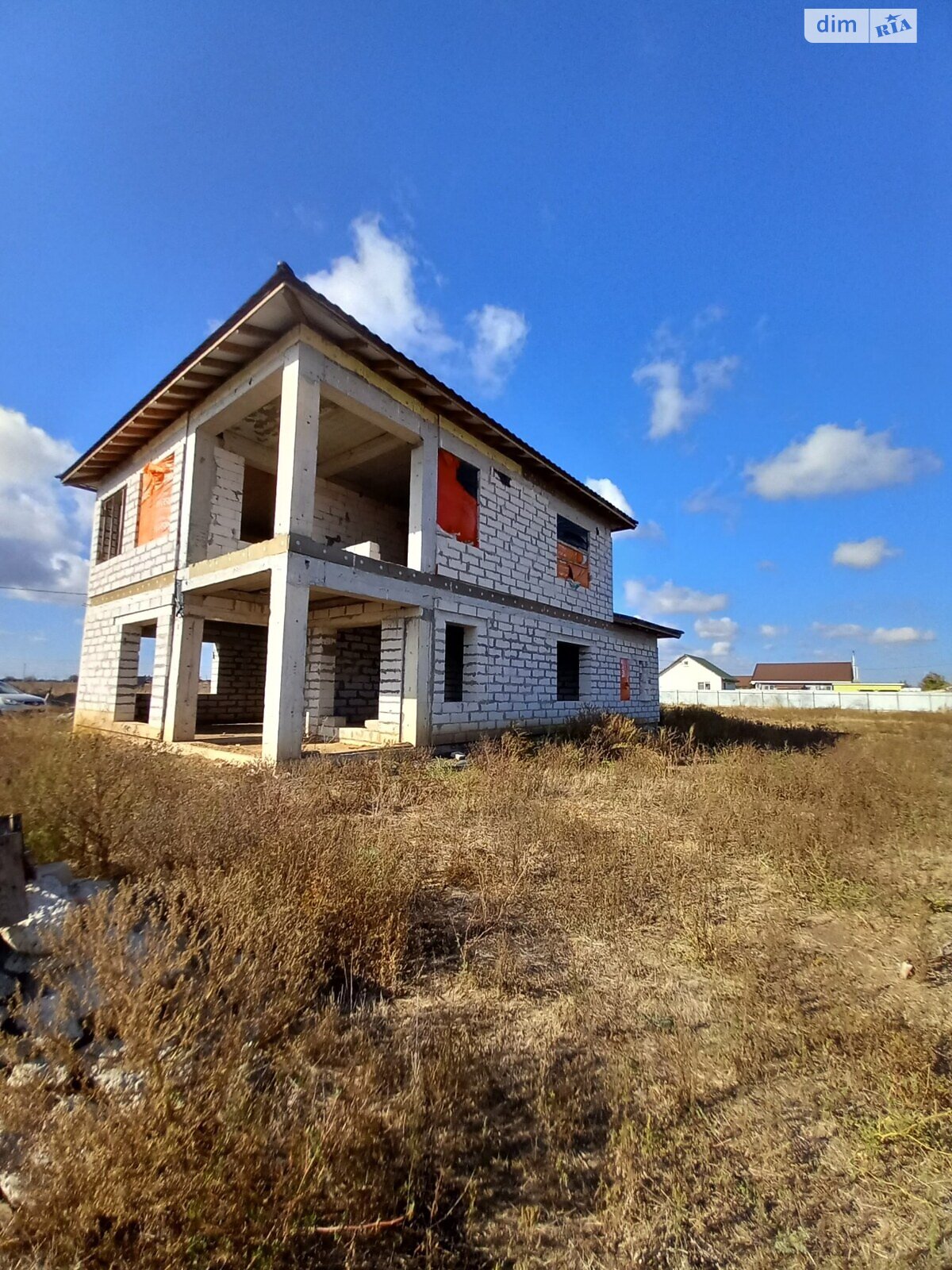 двухэтажный дом с гаражом, 215 кв. м, газобетон. Продажа в Черноморске район Молодежное фото 1
