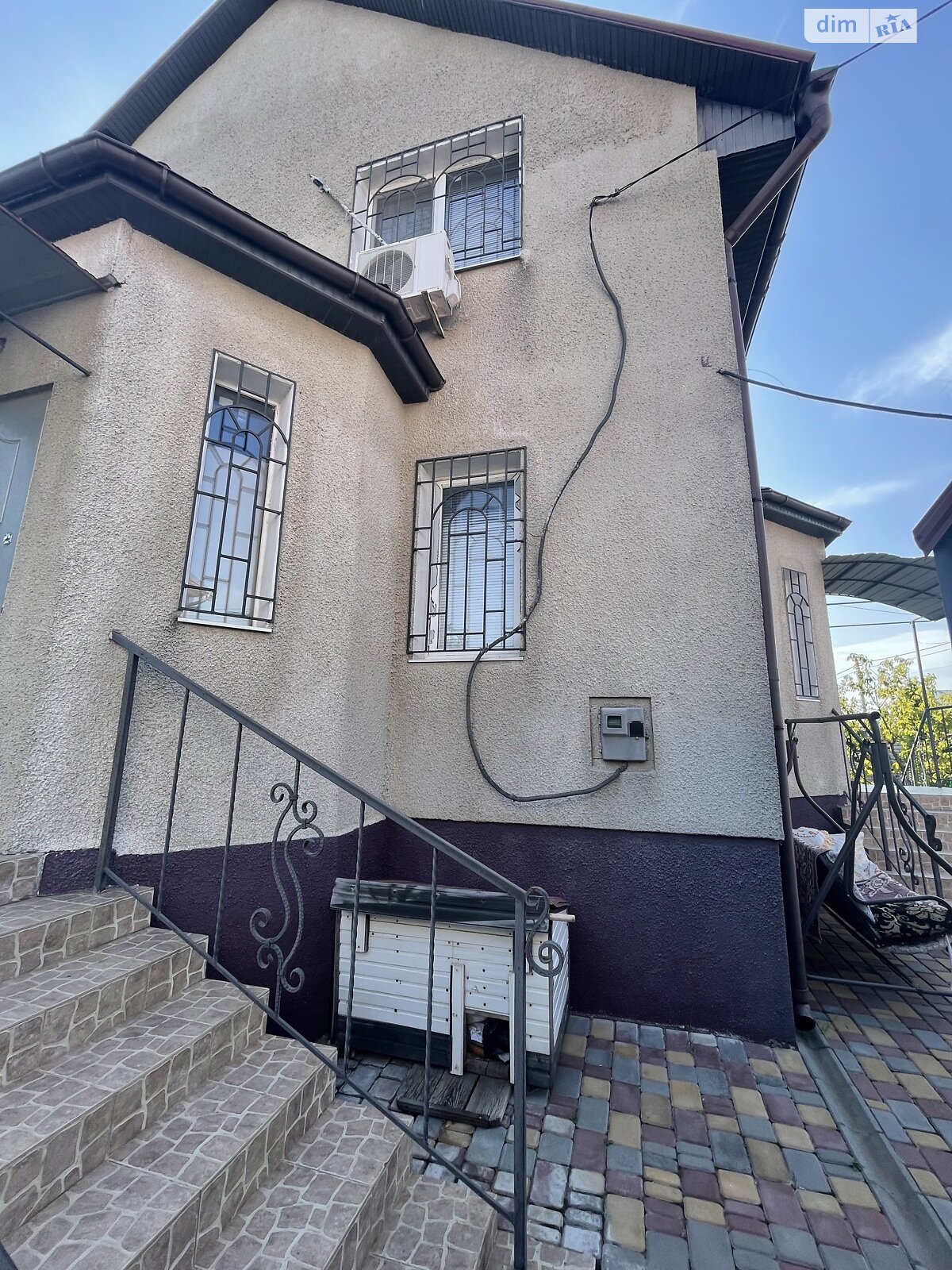 трехэтажный дом с отоплением, 179.1 кв. м, газобетон. Продажа в Черноморске район Молодежное фото 1 трехэтажный дом с отоплением, 179.1 кв. м, газобетон. Продажа в Черноморске район Молодежное фото 1