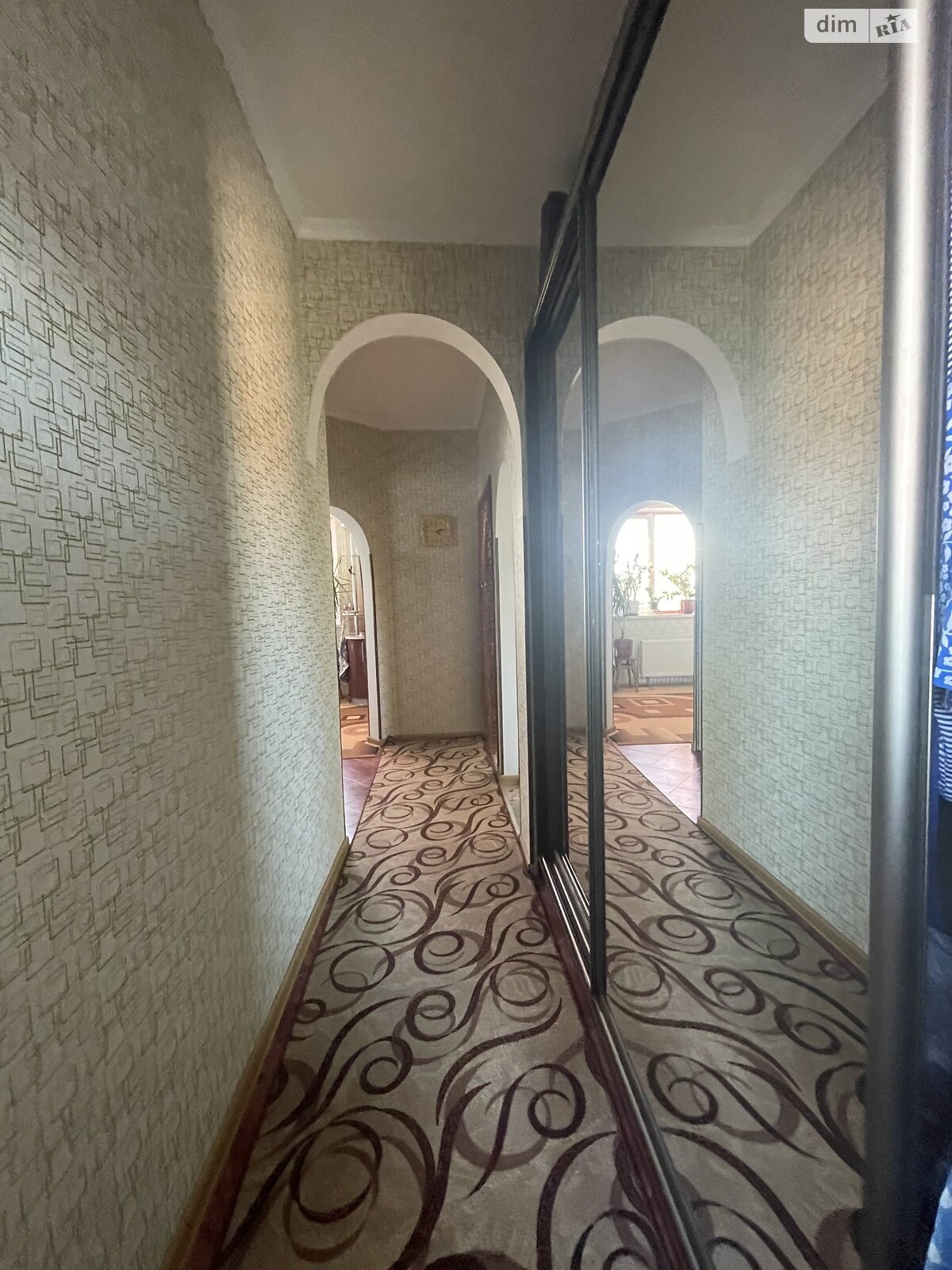 трехэтажный дом с отоплением, 179.1 кв. м, газобетон. Продажа в Черноморске район Молодежное фото 1 трехэтажный дом с отоплением, 179.1 кв. м, газобетон. Продажа в Черноморске район Молодежное фото 1