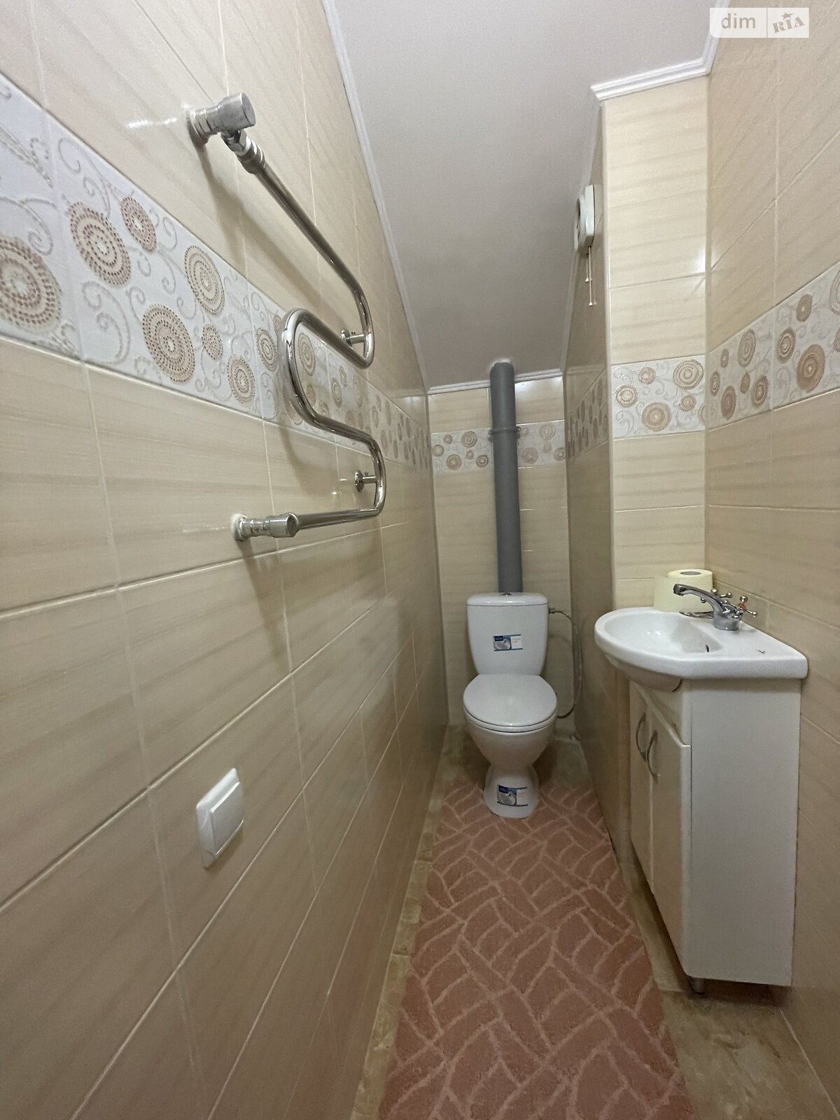 трехэтажный дом с отоплением, 179.1 кв. м, газобетон. Продажа в Черноморске район Молодежное фото 1 трехэтажный дом с отоплением, 179.1 кв. м, газобетон. Продажа в Черноморске район Молодежное фото 1