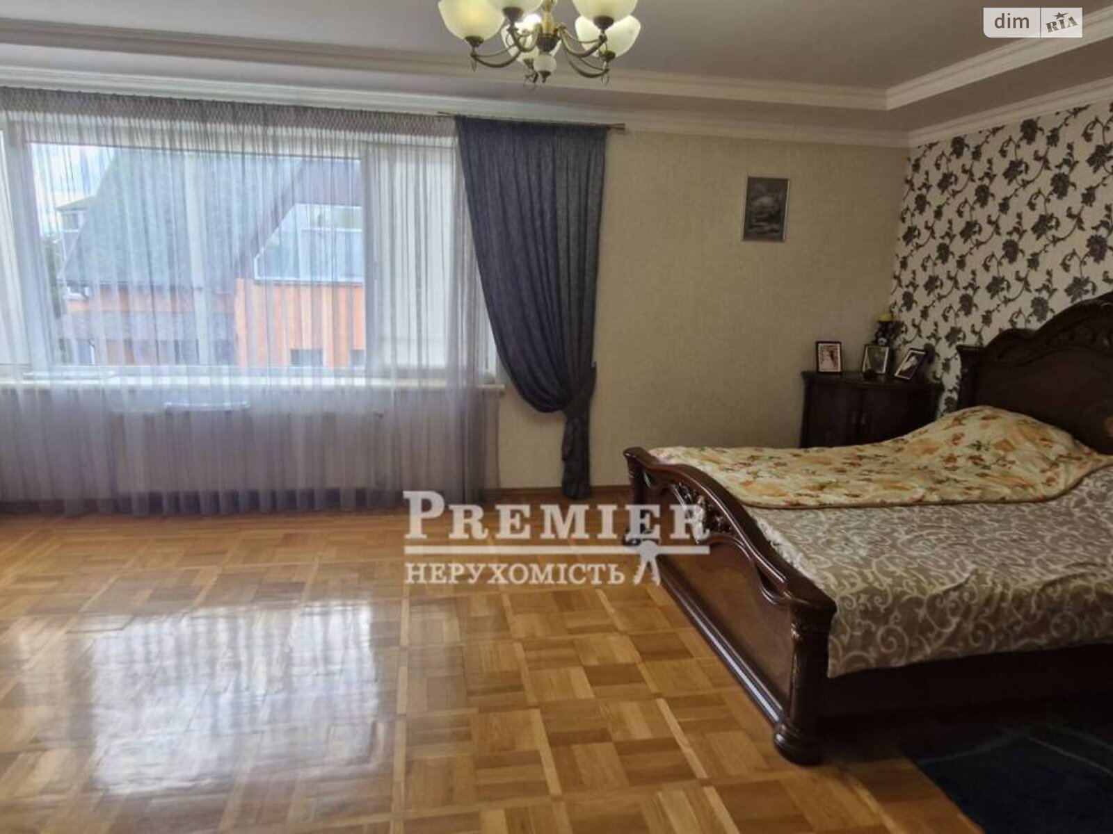 двухэтажный дом с верандой, 339 кв. м, кирпич. Продажа в Черноморске фото 1 двухэтажный дом с верандой, 339 кв. м, кирпич. Продажа в Черноморске фото 1