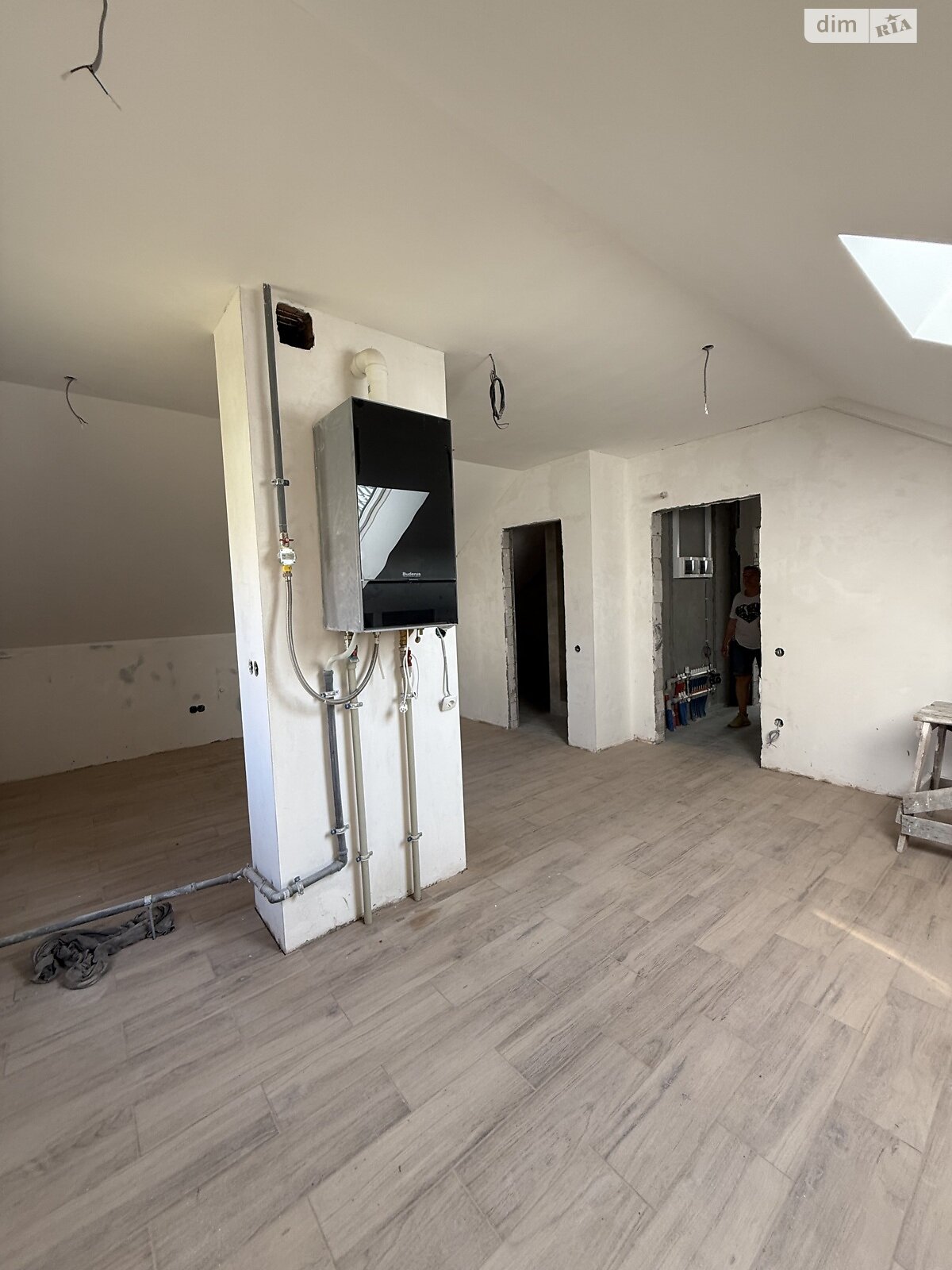 трехэтажный дом, 240 кв. м, кирпич. Продажа в Черноморске фото 1 трехэтажный дом, 240 кв. м, кирпич. Продажа в Черноморске фото 1