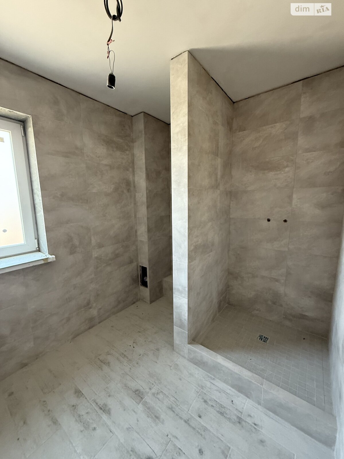трехэтажный дом, 240 кв. м, кирпич. Продажа в Черноморске фото 1 трехэтажный дом, 240 кв. м, кирпич. Продажа в Черноморске фото 1