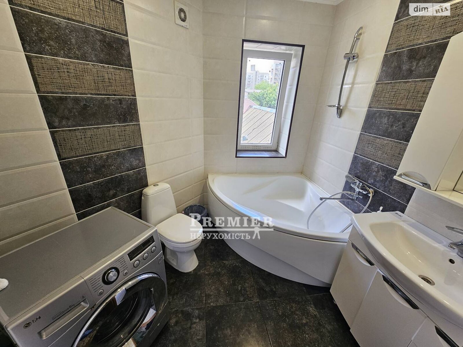 двоповерховий будинок бесідка, 150.6 кв. м, цегла. Продаж у Чорноморську фото 1 двоповерховий будинок бесідка, 150.6 кв. м, цегла. Продаж у Чорноморську фото 1