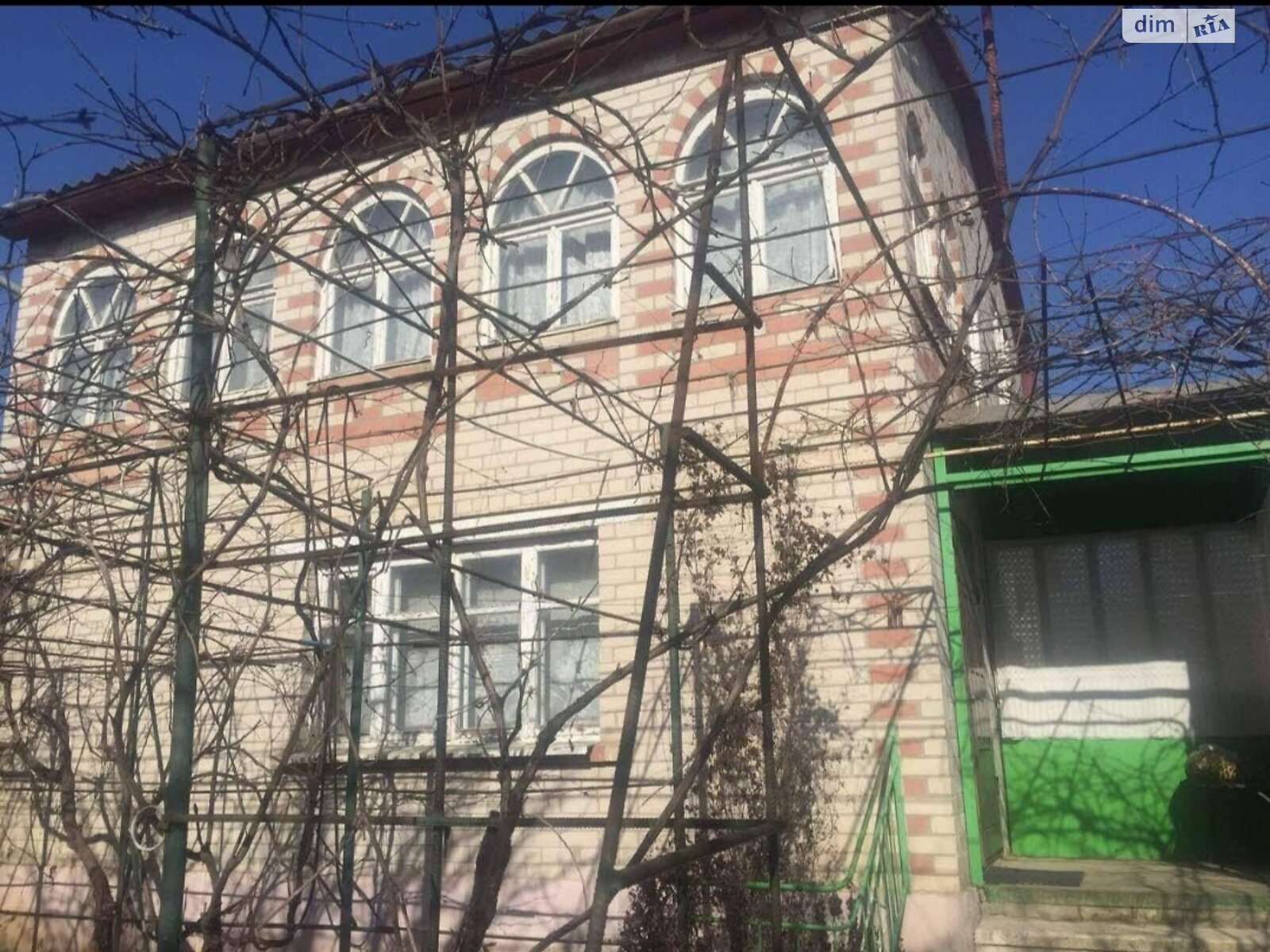 двухэтажный дом, 100 кв. м, кирпич. Продажа в Черноморском фото 1