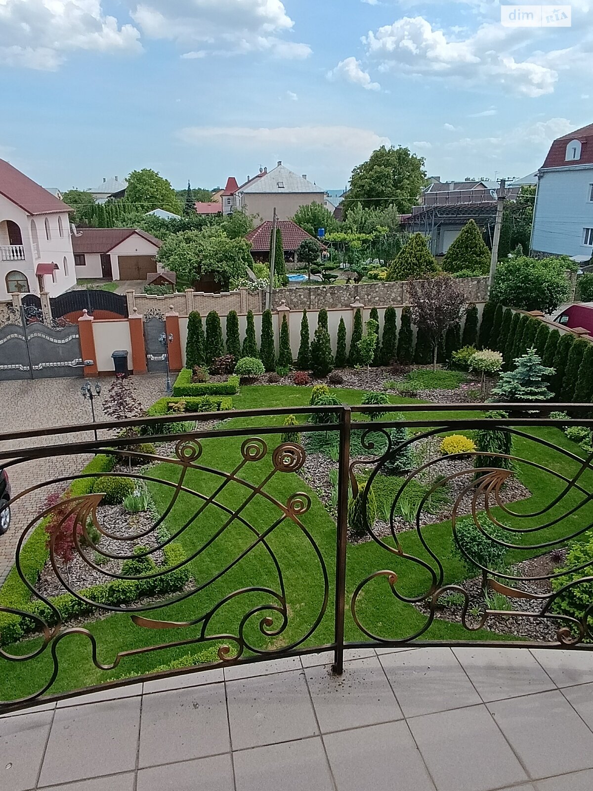 двухэтажный дом с верандой, 386 кв. м, кирпич. Продажа в Черновцах район Чагор Глыбоцкий фото 1