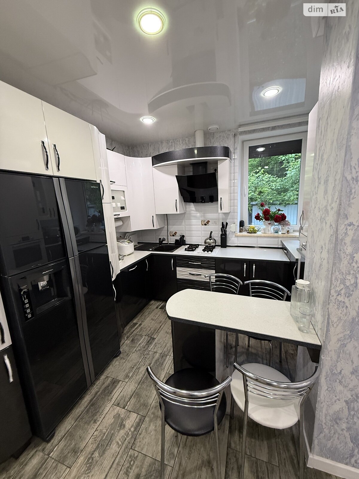 двоповерховий будинок, 116 кв. м, цегла. Продаж у Чернівцях фото 1 двоповерховий будинок, 116 кв. м, цегла. Продаж у Чернівцях фото 1