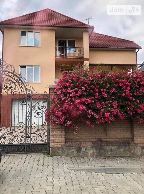двоповерховий будинок з балконом, 270 кв. м, цегла. Продаж в Чернівцях, район Гарячий Урбан фото 1 двоповерховий будинок з балконом, 270 кв. м, цегла. Продаж в Чернівцях, район Гарячий Урбан фото 1