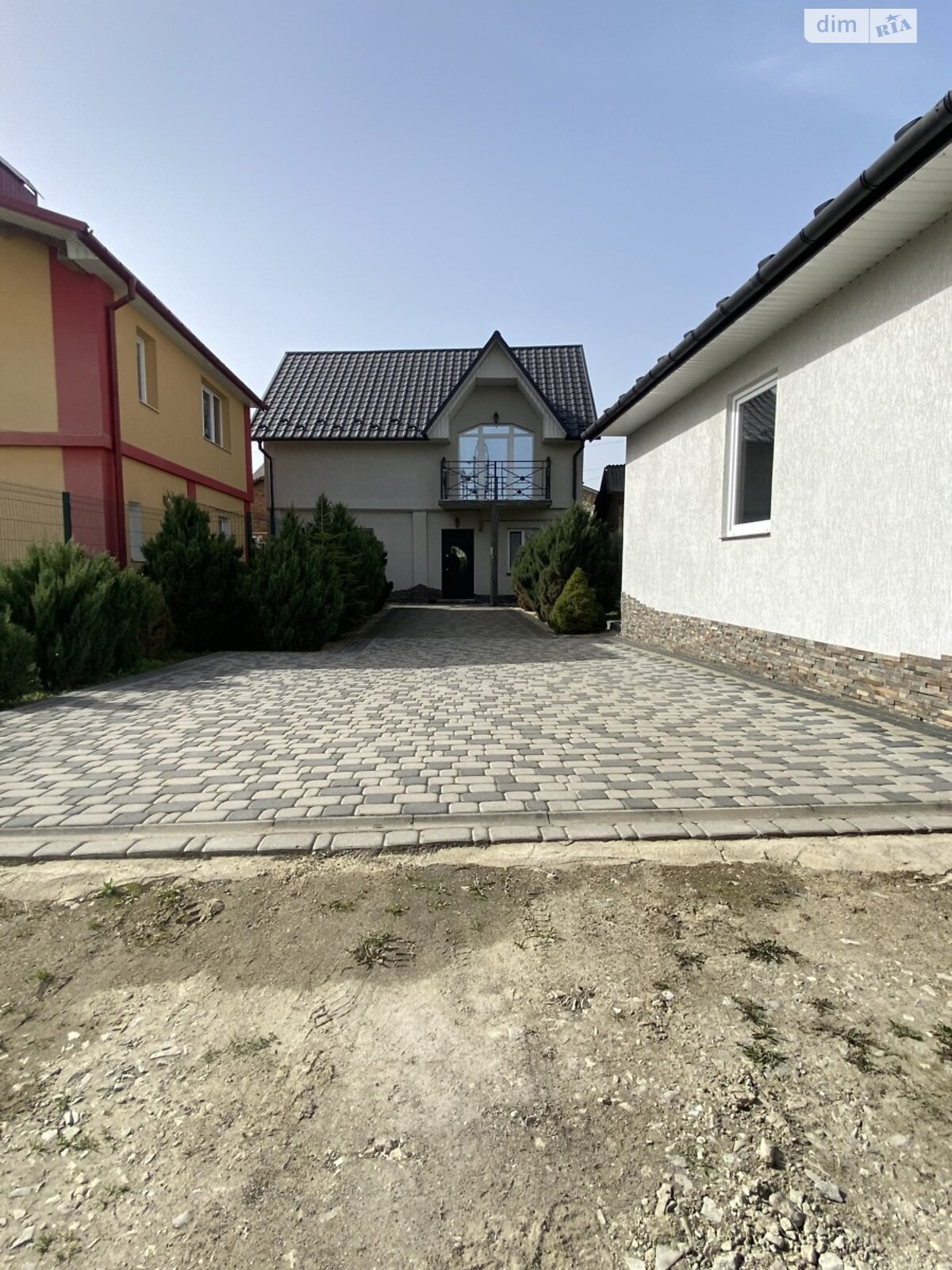 двухэтажный дом с ремонтом, 108 кв. м, кирпич. Продажа в Черновцах район Кемпинг фото 1 двухэтажный дом с ремонтом, 108 кв. м, кирпич. Продажа в Черновцах район Кемпинг фото 1