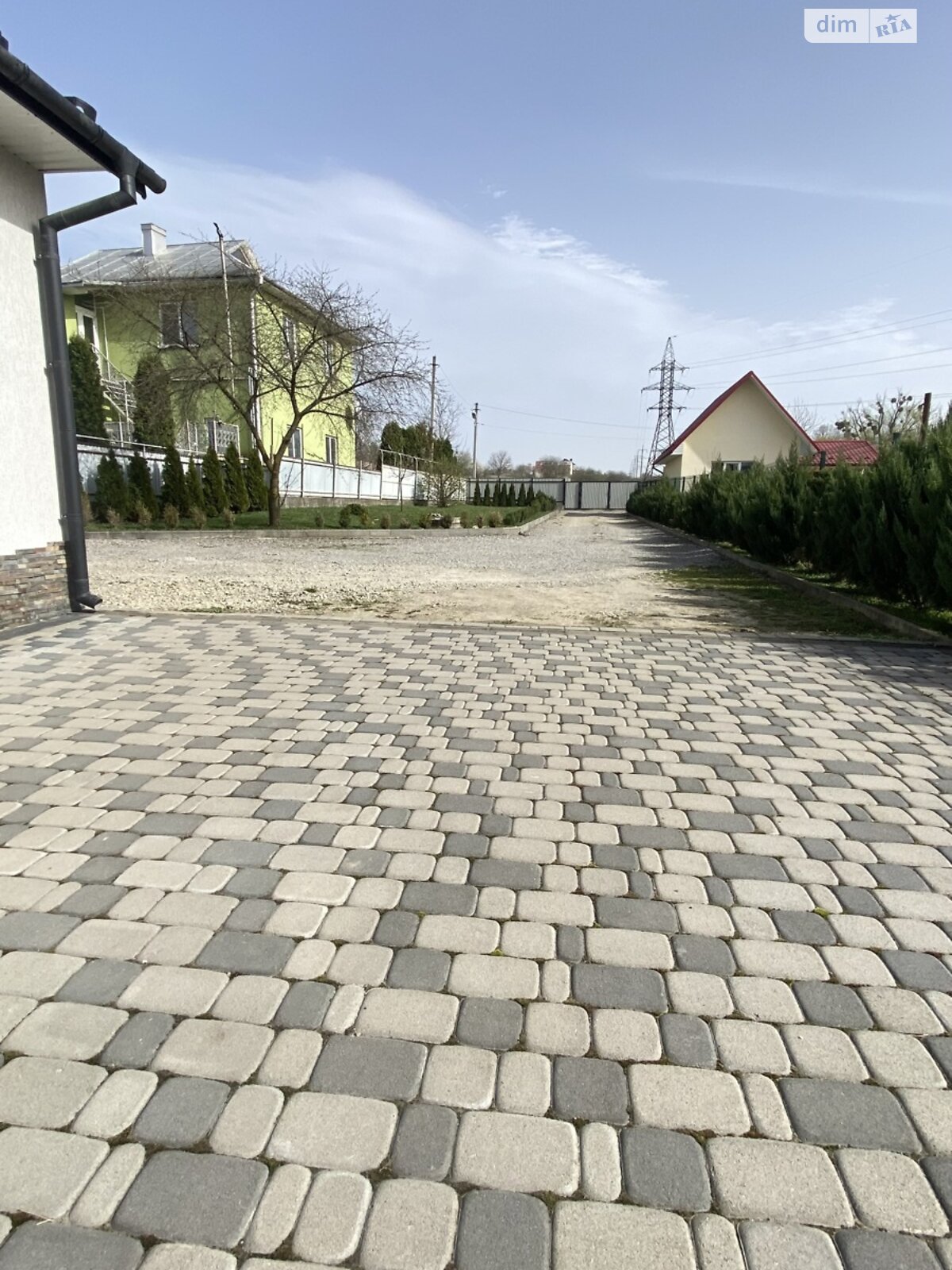 двухэтажный дом с ремонтом, 108 кв. м, кирпич. Продажа в Черновцах район Кемпинг фото 1 двухэтажный дом с ремонтом, 108 кв. м, кирпич. Продажа в Черновцах район Кемпинг фото 1