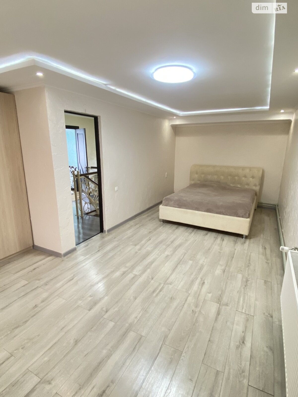 двухэтажный дом с ремонтом, 108 кв. м, кирпич. Продажа в Черновцах район Кемпинг фото 1 двухэтажный дом с ремонтом, 108 кв. м, кирпич. Продажа в Черновцах район Кемпинг фото 1